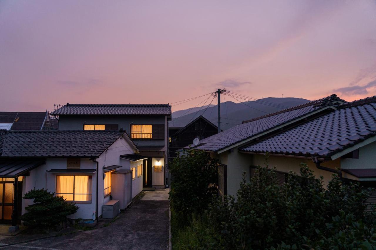 Yufu-No-Yu Shiki Iyashi Villa Buitenkant foto